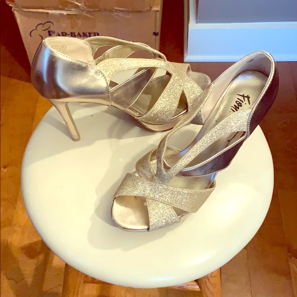 Fiona Night gold sparkly platform heels